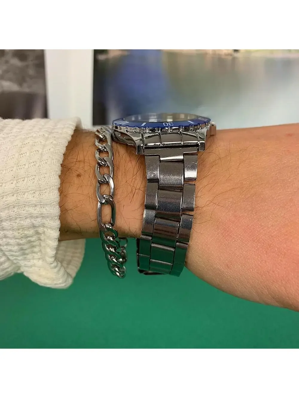 Classy Y2k 2000s vintage style essential minimalist retro stainless steel blue